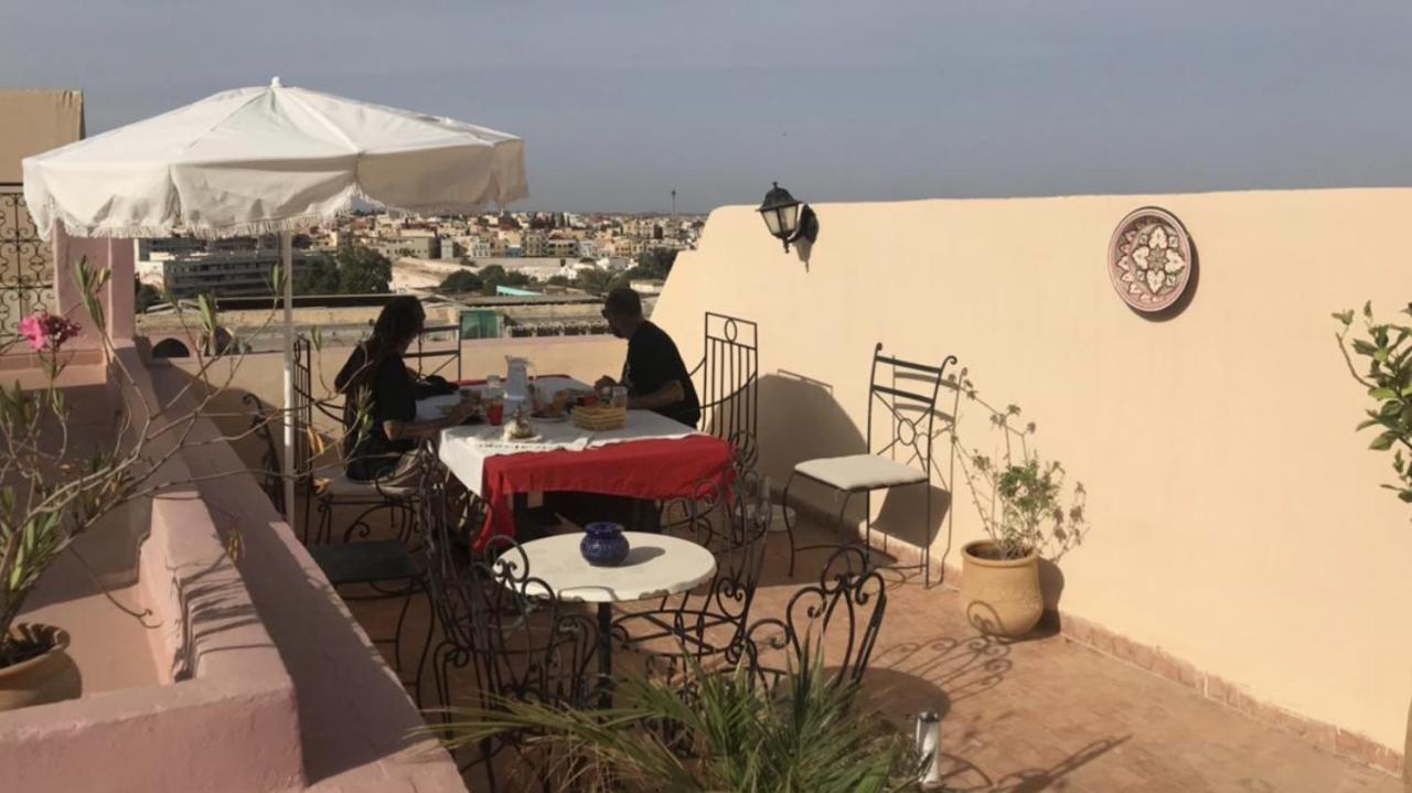Riad Felloussia Meknès Екстериор снимка
