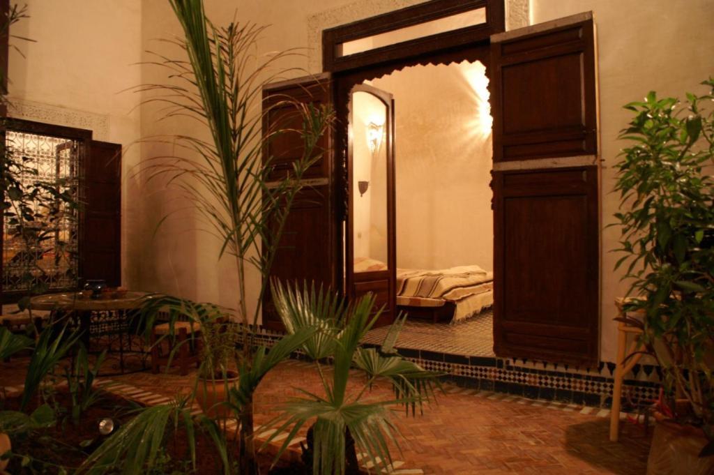 Riad Felloussia Meknès Стая снимка
