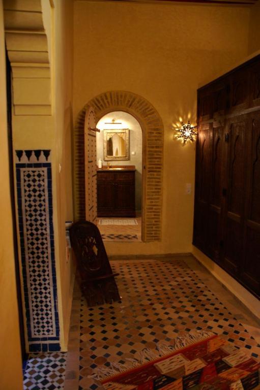 Riad Felloussia Meknès Стая снимка